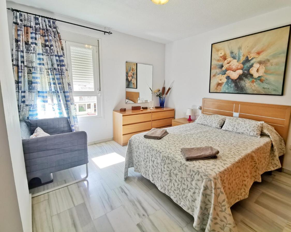 Neptuno Apartment: Sun, Beach And Relax In Huelin Malaga Luaran gambar
