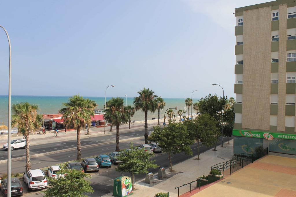 Neptuno Apartment: Sun, Beach And Relax In Huelin Malaga Luaran gambar